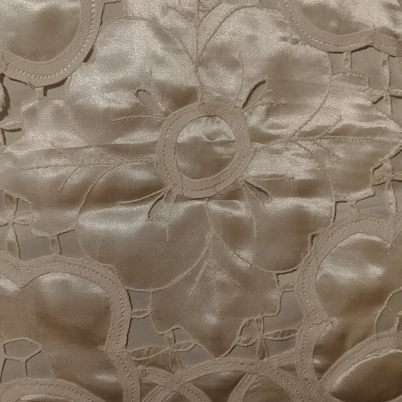 Decorative pillow - Picture 11 of 12